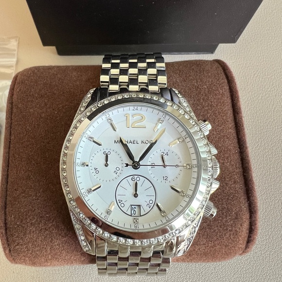 Michael Kors  MK-5834 Unisex Chronograph Stainless Steel CZ - Picture 2 of 6